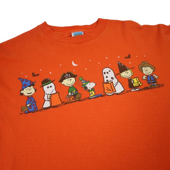 Vintage Peanuts Halloween Graphic T Shirt - Picture 5 of 9